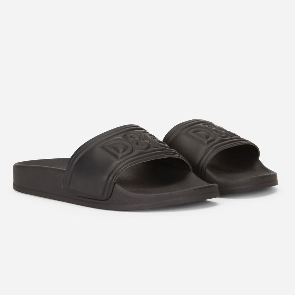 Sliders with DG logo in rubberized calfskin